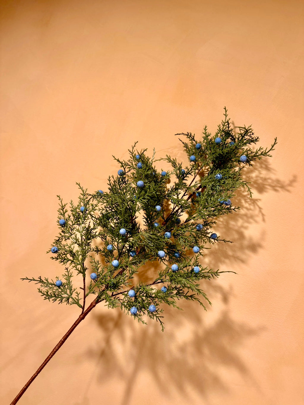 Realistic Faux Juniper Branch – Soft-Touch Winter Greenery Stem
