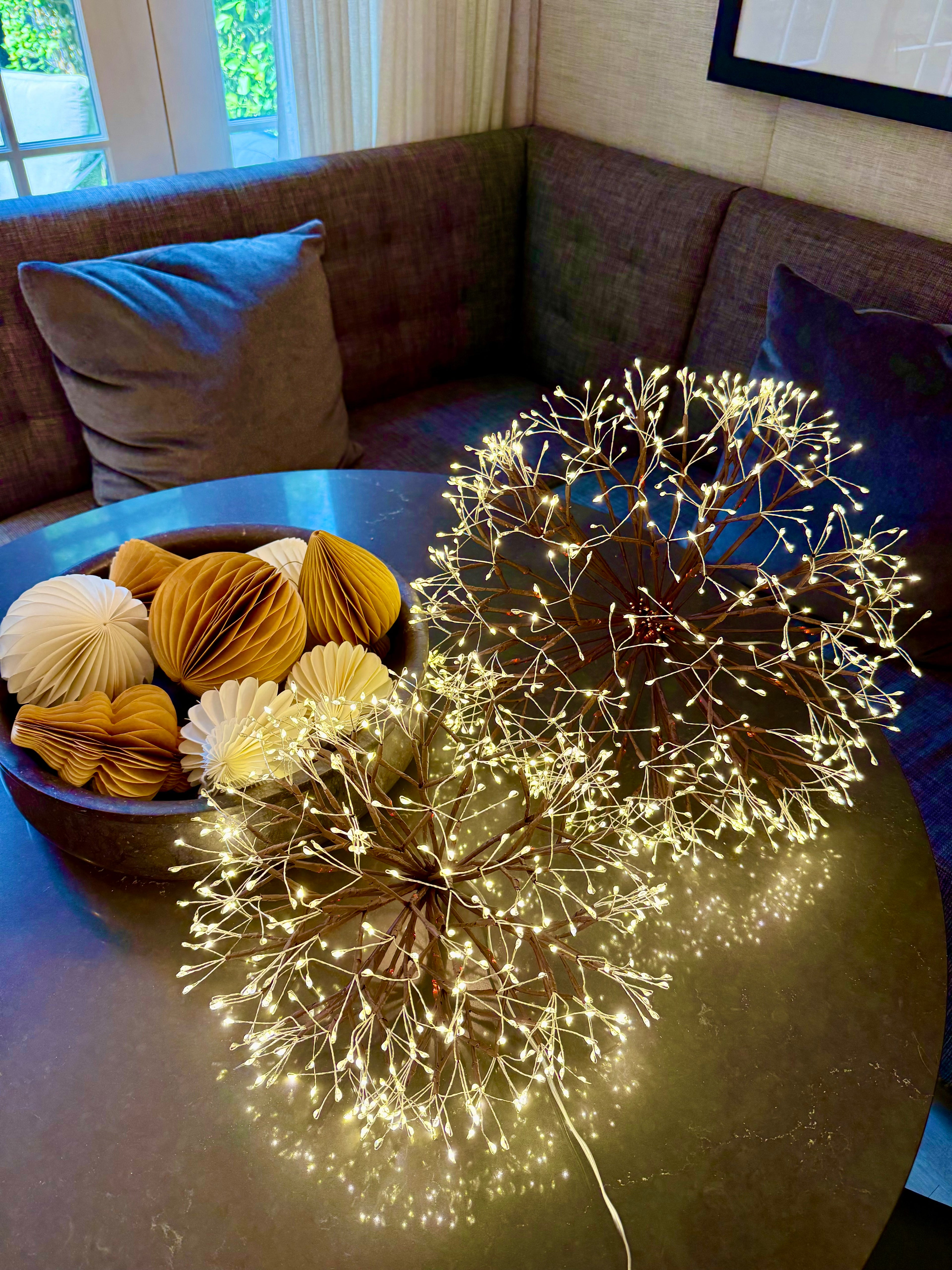 Warm White LED Light Balls – Glowing Decorative Orbs for Holiday, Wedding & Everyday Ambiance