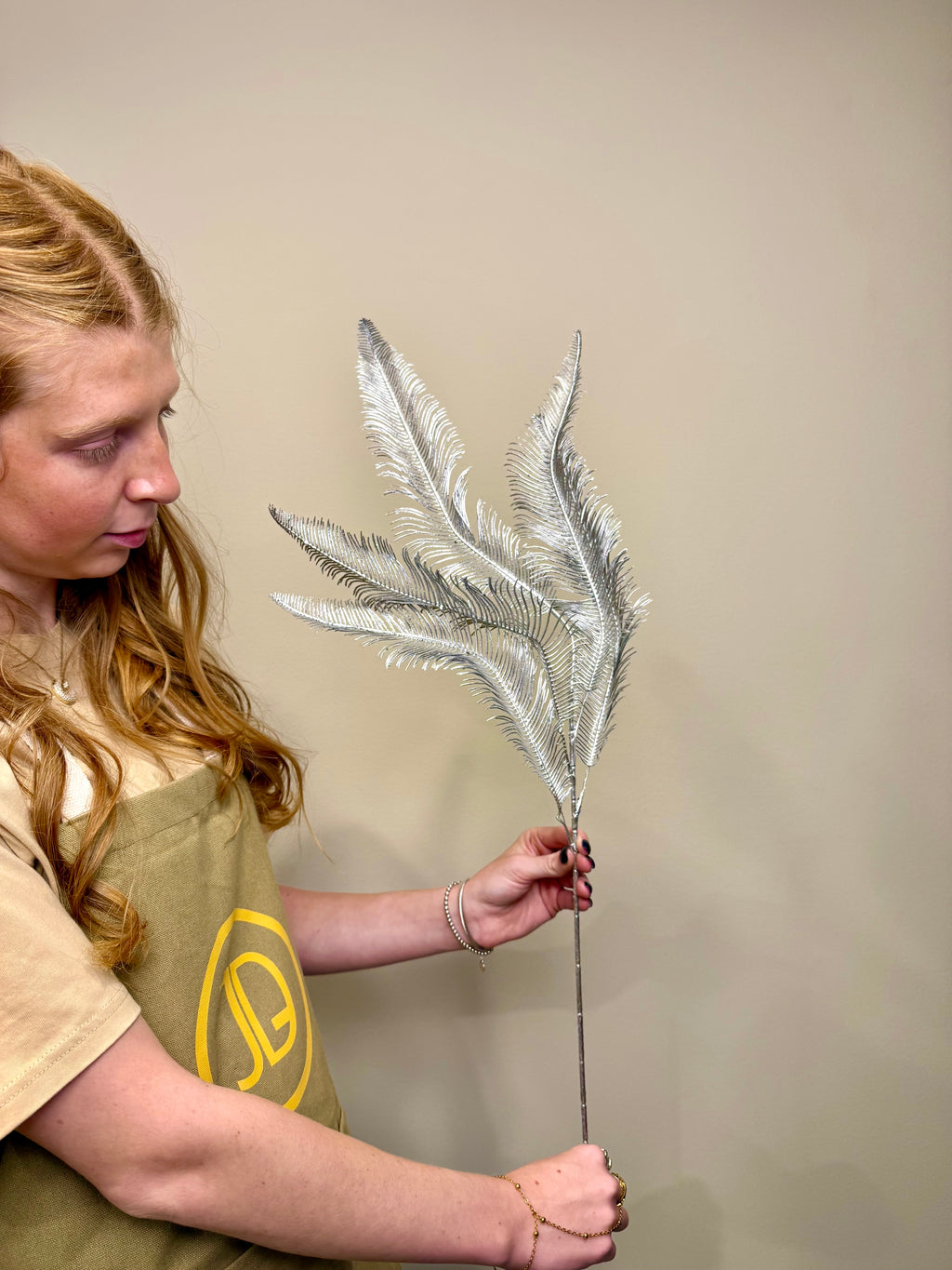 Frosted Silver Fern Stem – Metallic Winter Holiday Arrangement